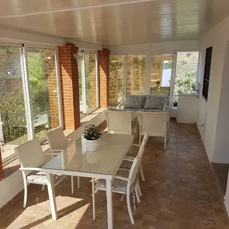 Сasa de vacaciones Casa Algill *